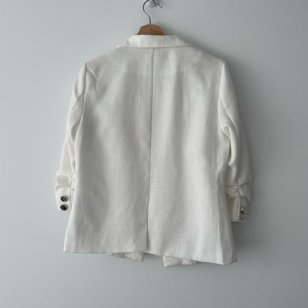 White Blazer - Picture 4 of 5